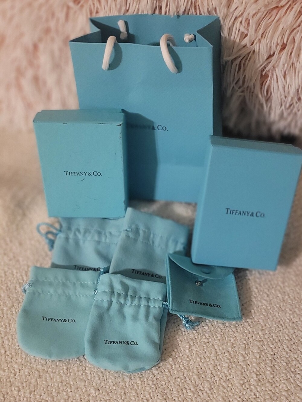 Tiffany & Co. Signature Jewelry Boxes, Pouches & Gift Bag - Tiffany Blue